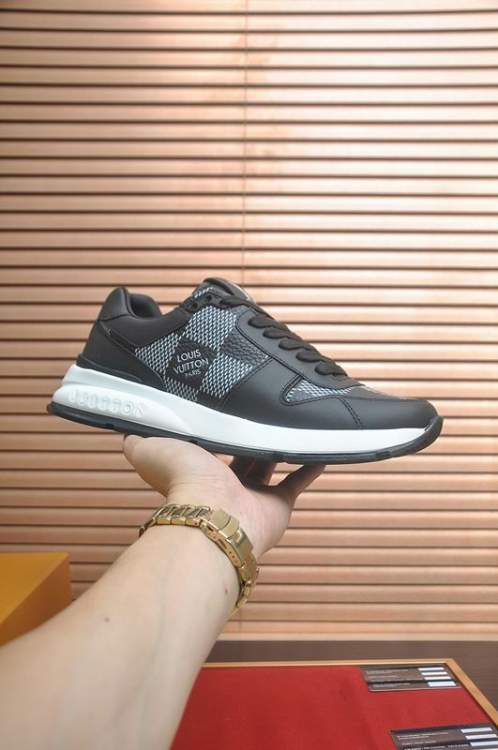 Picture of Louis Vuitton Shoes _SKULVsz38-45hnx061516706